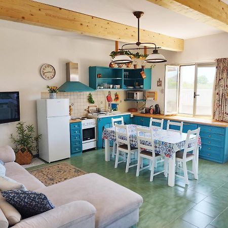 Casa Di Nelia Villa Baratili San Pietro Kültér fotó